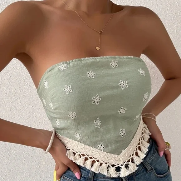 Boho Pastel Green Floral tassel Hem Crop Top - Picture 4 of 4